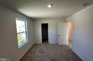 227 Monroe Ave, Ranson, WV 25438 - Photo 16