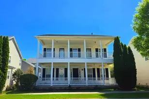 203 Bullskin St, Charles Town, WV 25414 - Photo 2