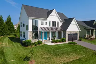 21 Ella Washington Ct, Charles Town, WV 25414 - Photo 2