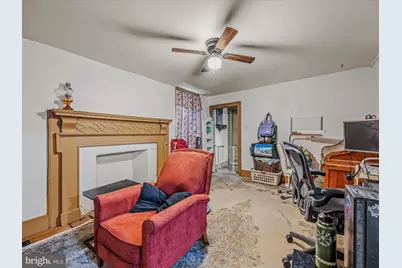 309 W Liberty Street, Charles Town, WV 25414 - Photo 6