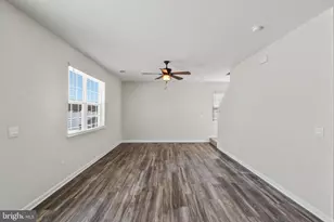 194 Gumspring Dr, Charles Town, WV 25414 - Photo 8