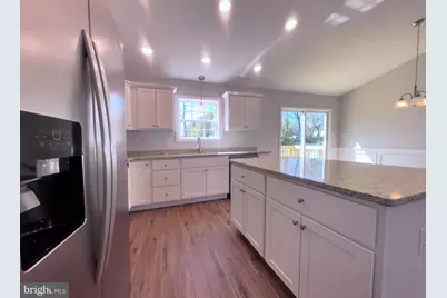 375 Burns Street, Ranson, WV 25438 - Photo 4