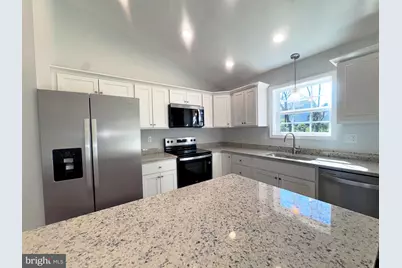 375 Burns Street, Ranson, WV 25438 - Photo 6