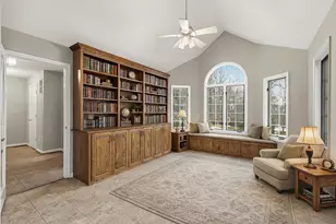 63 Hackberry Cir, Shepherdstown, WV 25443 - Photo 14