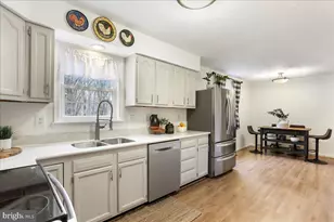 126 Birch Dr, Harpers Ferry, WV 25425 - Photo 8