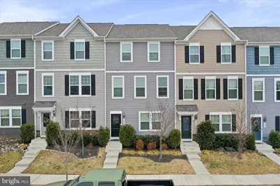 135 Presidents Pointe Avenue, Ranson, WV 25438 - Photo 4