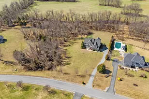 898 Declaration Dr, Charles Town, WV 25414 - Photo 4