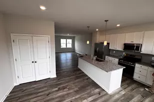 1258 Red Clover Ln, Ranson, WV 25438 - Photo 10