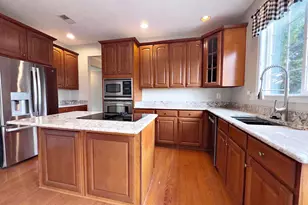 830 Sawgrass Dr, Charles Town, WV 25414 - Photo 24