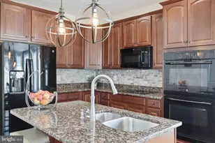 224 Courier Dr, Charles Town, WV 25414 - Photo 18