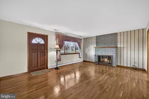 7737 Summit Point Rd, Charles Town, WV 25414 - Photo 8