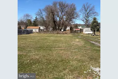 204 W 5th Avenue, Ranson, WV 25438 - Photo 2