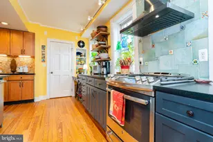 307 W German St, Shepherdstown, WV 25443 - Photo 10