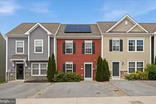 572 Thumper Dr, Ranson, WV 25438 - Photo 1
