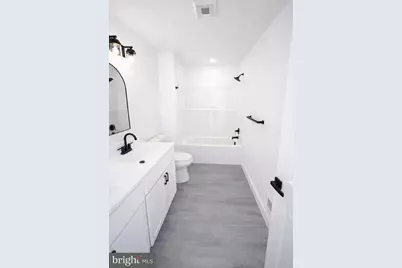 300 E. 11th Avenue, Ranson, WV 25438 - Photo 10