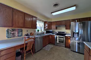 133 Lemon Rd, Ranson, WV 25438 - Photo 6