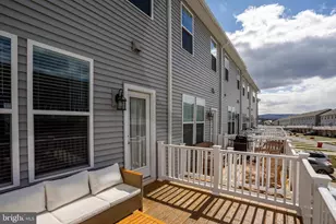 114 Coolidge Ave, Ranson, WV 25438 - Photo 38