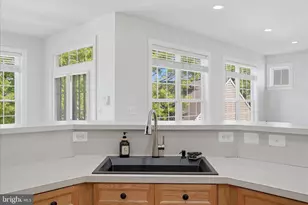 218 Braddock St, Charles Town, WV 25414 - Photo 22