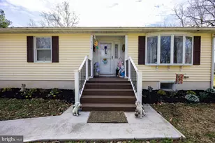 712 Morgan Grove Rd, Shepherdstown, WV 25443 - Photo 4