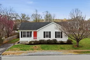 502 E 6th Ave, Ranson, WV 25438 - Photo 34