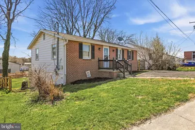 218 E 4th Avenue, Ranson, WV 25438 - Photo 2