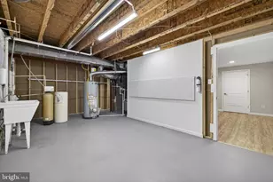 142 Lewis Washington Dr, Charles Town, WV 25414 - Photo 72