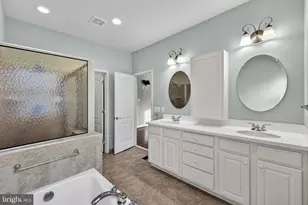 142 Lewis Washington Dr, Charles Town, WV 25414 - Photo 46