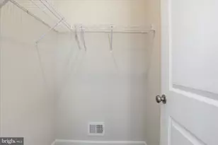 889 Barksdale Dr, Charles Town, WV 25414 - Photo 38