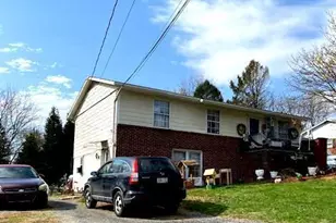 202 Old Martinsburg Rd, Shepherdstown, WV 25443 - Photo 2