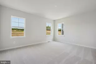 988 Barksdale Dr, Charles Town, WV 25414 - Photo 10