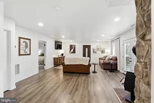 842 Valley View Rd, Harpers Ferry, WV 25425 - Photo 6