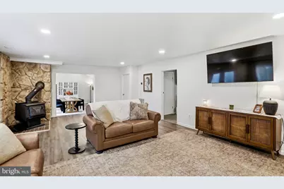 842 Valley View Road, Harpers Ferry, WV 25425 - Photo 4