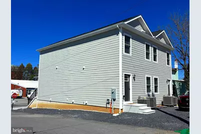 113 W. North Street #200, Charles Town, WV 25414 - Photo 2