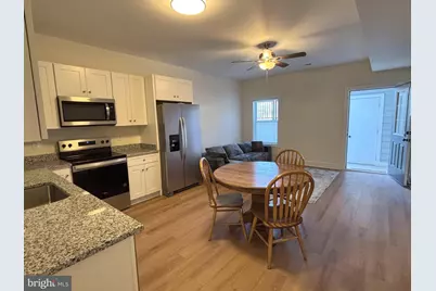 111 W. North Street #100, Charles Town, WV 25414 - Photo 4
