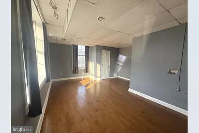 132 W Washington Street W #200, Charles Town, WV 25414 - Photo 2