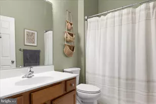 91 Burberry Ln, Charles Town, WV 25414 - Photo 16