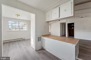 111 S McDonald St, Ranson, WV 25438 - Photo 10