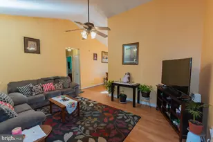 110 Limited Dr, Ranson, WV 25438 - Photo 2