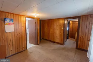 404 S Charles St, Charles Town, WV 25414 - Photo 18