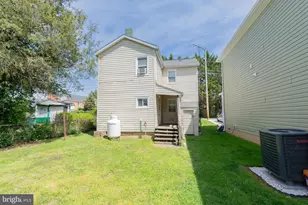 404 S Charles St, Charles Town, WV 25414 - Photo 36