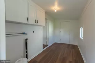 413 S Lawrence St, Charles Town, WV 25414 - Photo 6