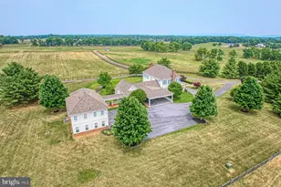899 Earle Rd, Charles Town, WV 25414 - Photo 8