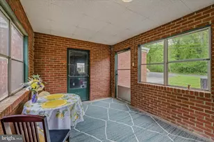 930 Chestnut Hill Rd, Harpers Ferry, WV 25425 - Photo 34