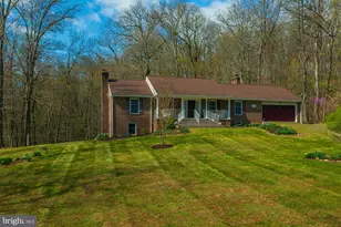753 Seven Springs Rd, Charles Town, WV 25414 - Photo 2