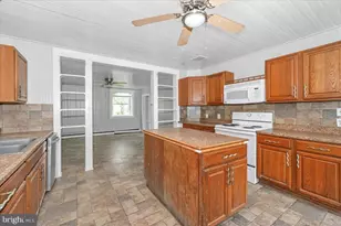 576 Halltown Rd, Harpers Ferry, WV 25425 - Photo 26