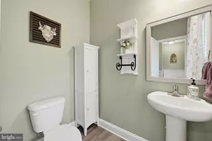 580 Dey Dr, Harpers Ferry, WV 25425 - Photo 10