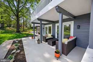 250 Meadow Ridge Dr, Shepherdstown, WV 25443 - Photo 8