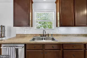 949 Wild Rose Ln, Harpers Ferry, WV 25425 - Photo 24
