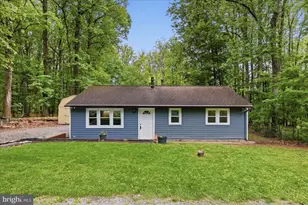 65 Floral Ln, Harpers Ferry, WV 25425 - Photo 2