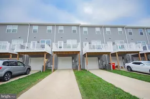 34 Coolidge Ave, Ranson, WV 25438 - Photo 2